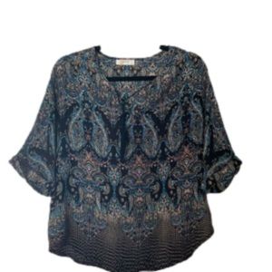 Casual work shirt, half sleeve, paisley print. Renee C, size medium.